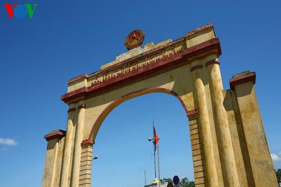Hien Luong Bridge – everlasting desire for national reunification  - ảnh 8